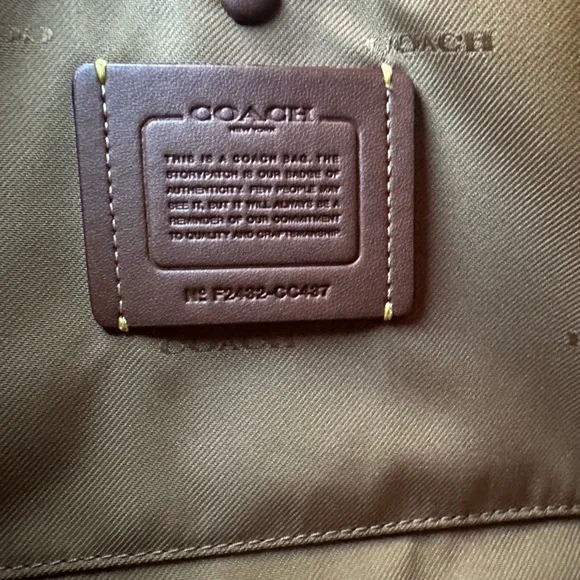 Coach Cary Crossbody Bag - Black / Brass - Picture 5 of 5